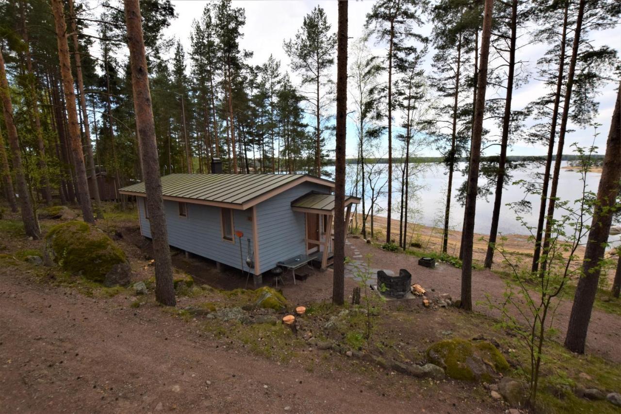 Pyhtaeaen Vuokramoekit Villa Tuuski Exterior photo