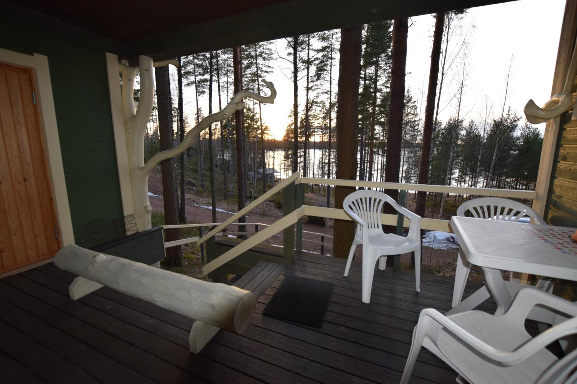 Pyhtaeaen Vuokramoekit Villa Tuuski Exterior photo