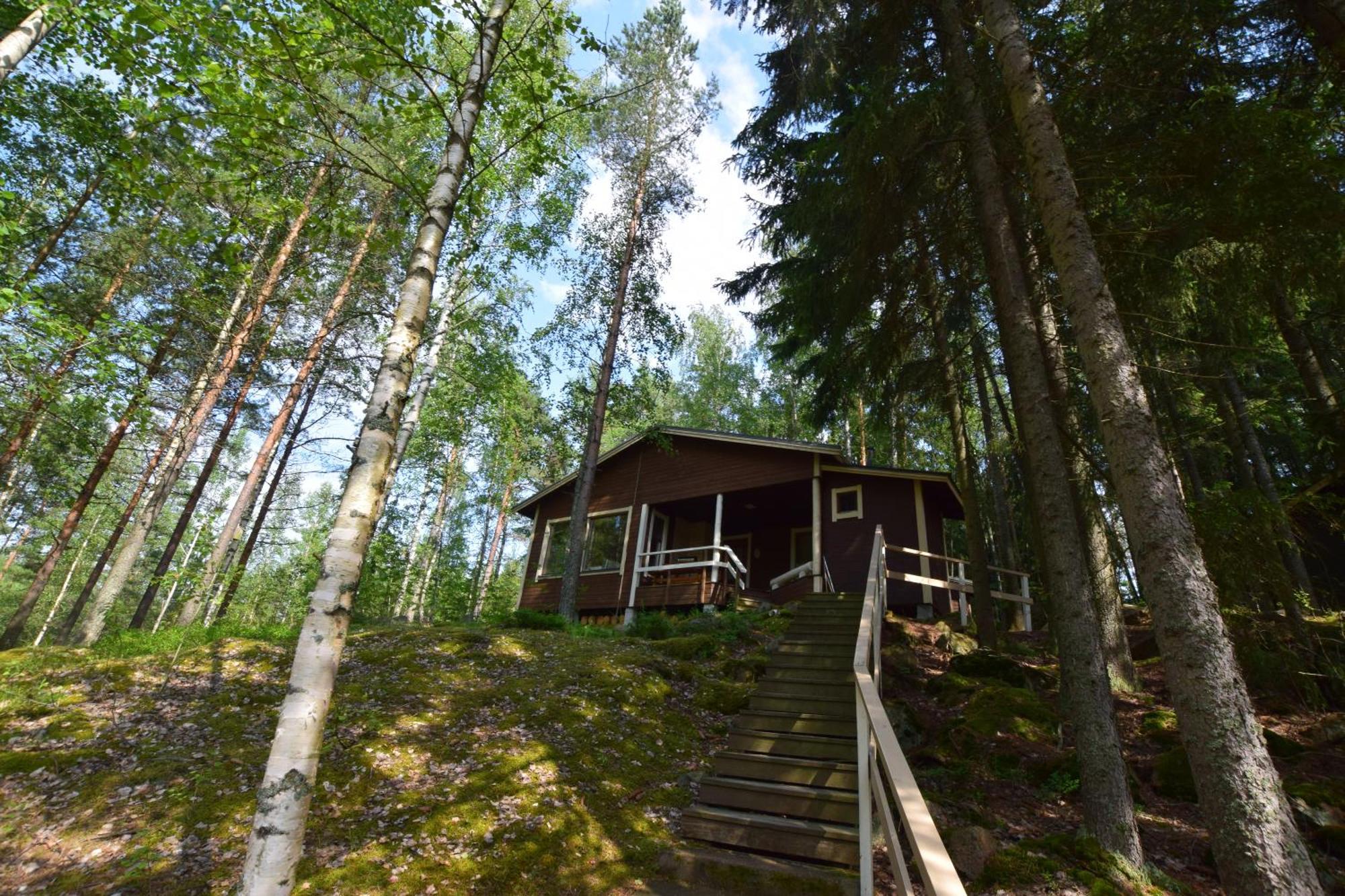 Pyhtaeaen Vuokramoekit Villa Tuuski Exterior photo
